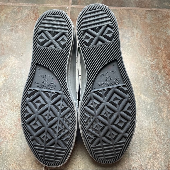 Unisex Converse Chuck 70 All Star
GTX Hi Gore-TexRealtree women sz 8 men sz 6 - Picture 11 of 11